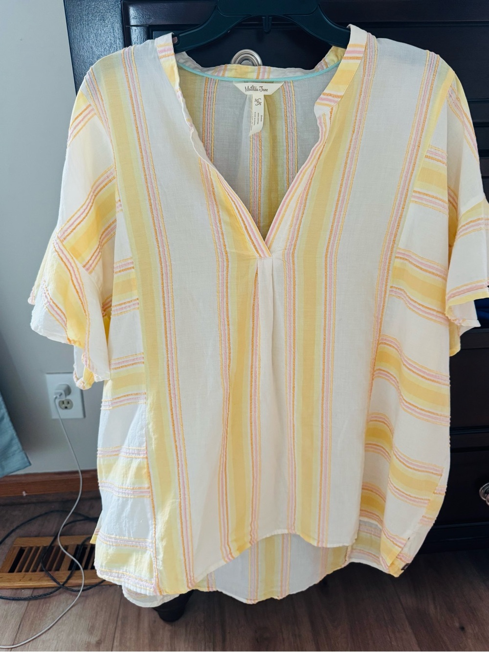 Matilda Jane XL yellow striped V-Neck Women's blouse